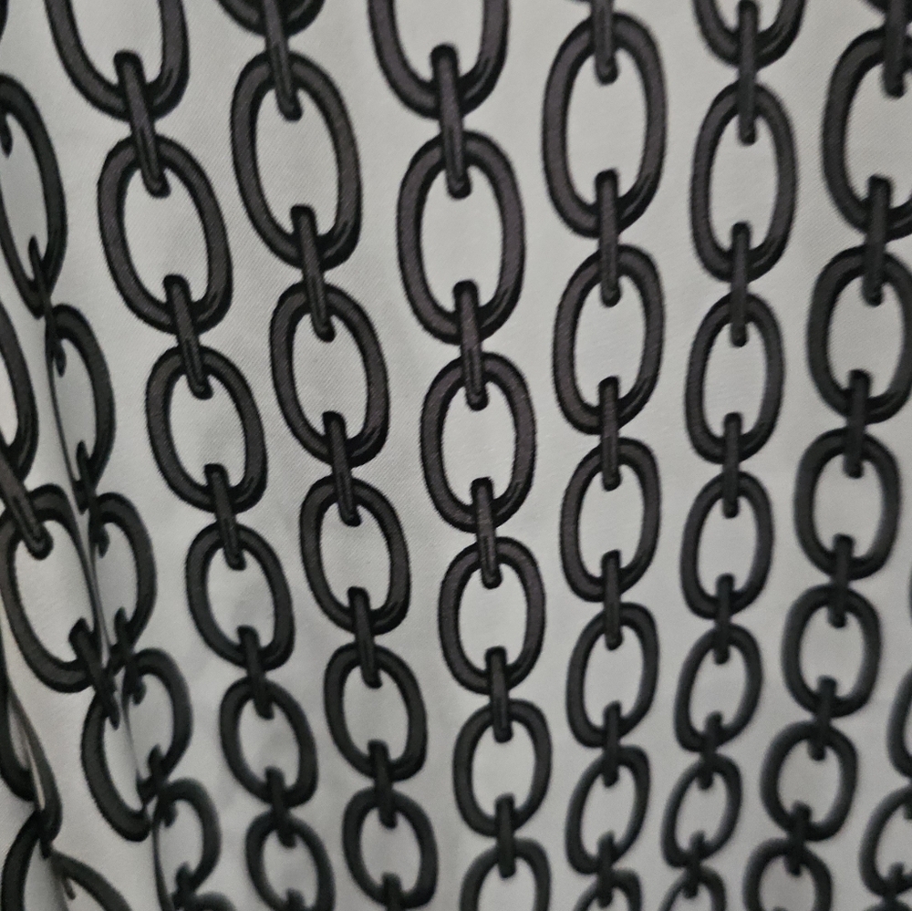 Patterned Blouse - Picture 2 of 4